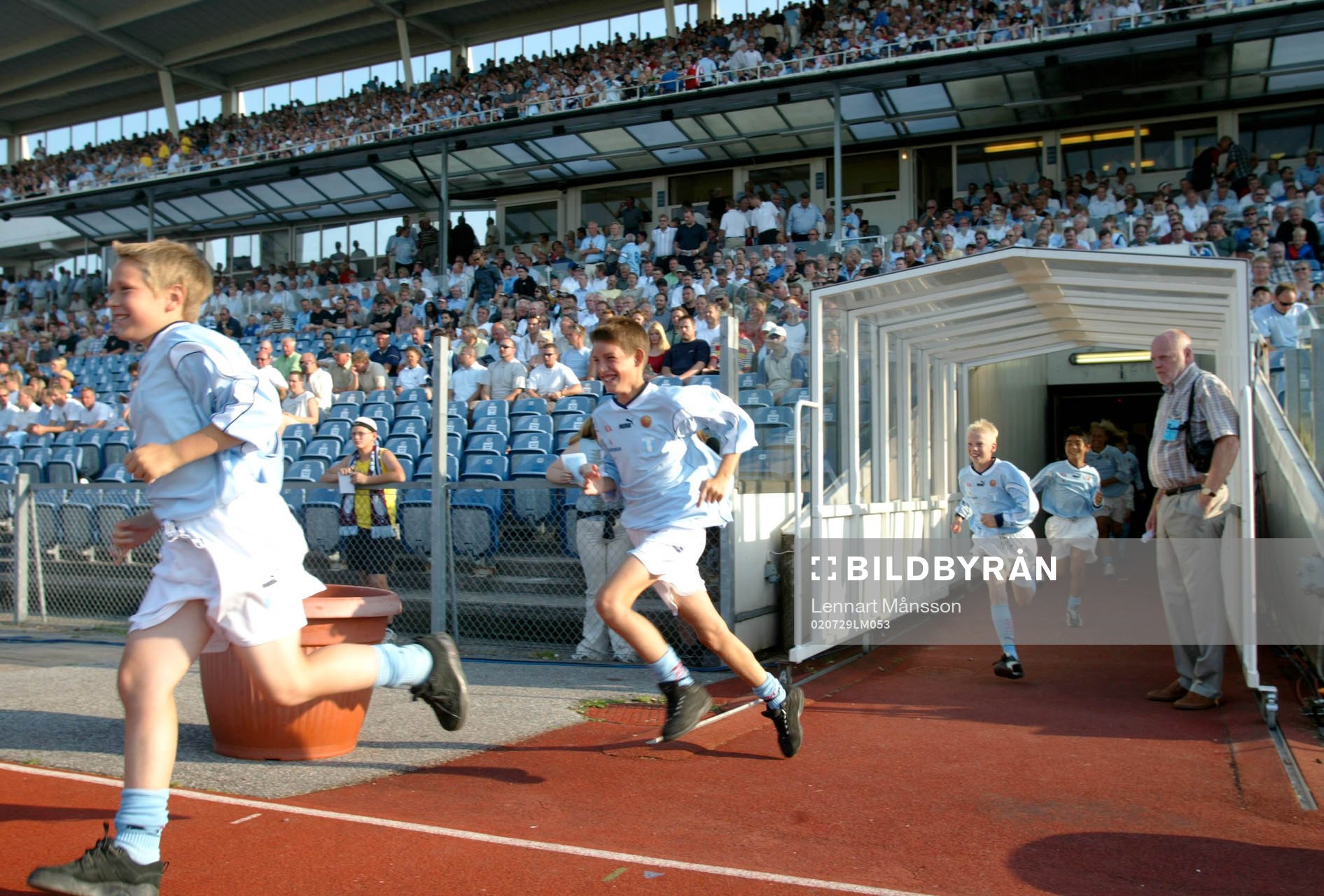 Knattar springer in på Malmö Stadion