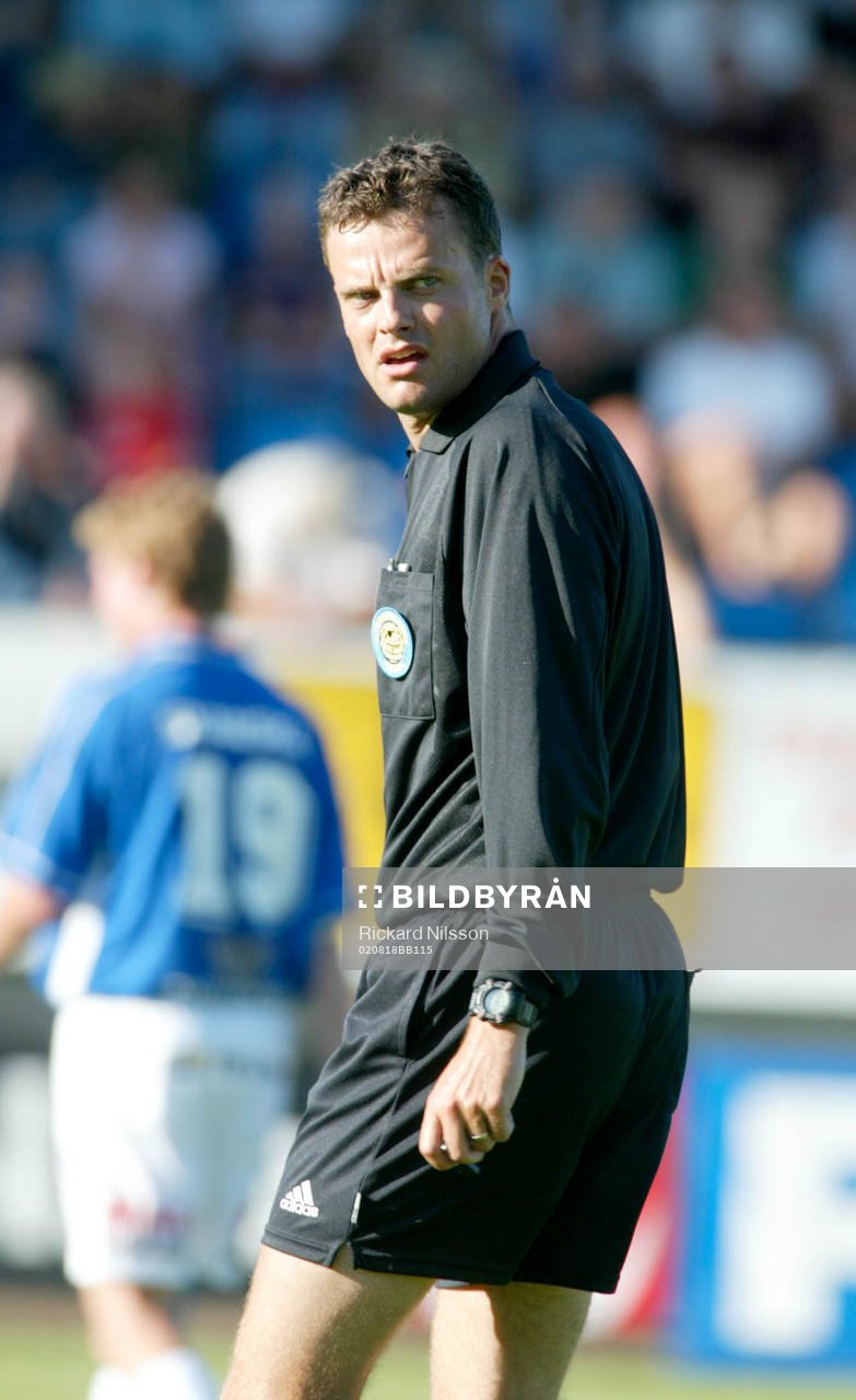 Fotboll, Superettan: Sven-Martin Åkesson, domare.