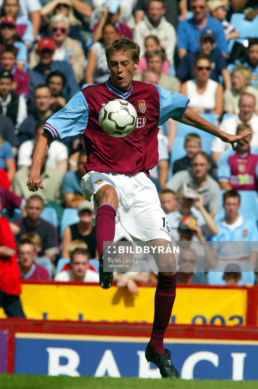 Peter Crouch, Aston Villa