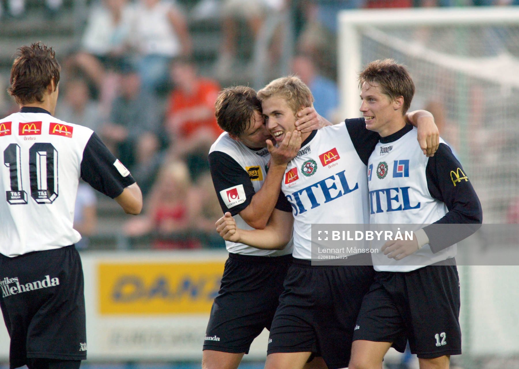 Jon Lundblad, Örebro klappas om