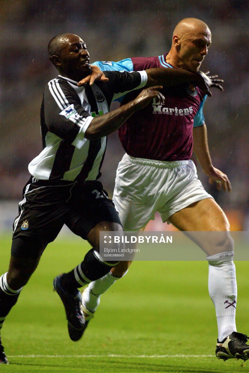 Fotboll, Premier League (Engelsk Liga), Newcastle - West Ham: Tvåmålskytten Lomana Lua Lua, Newcastle kämpar sig förbi Tomas Repka, West Ham