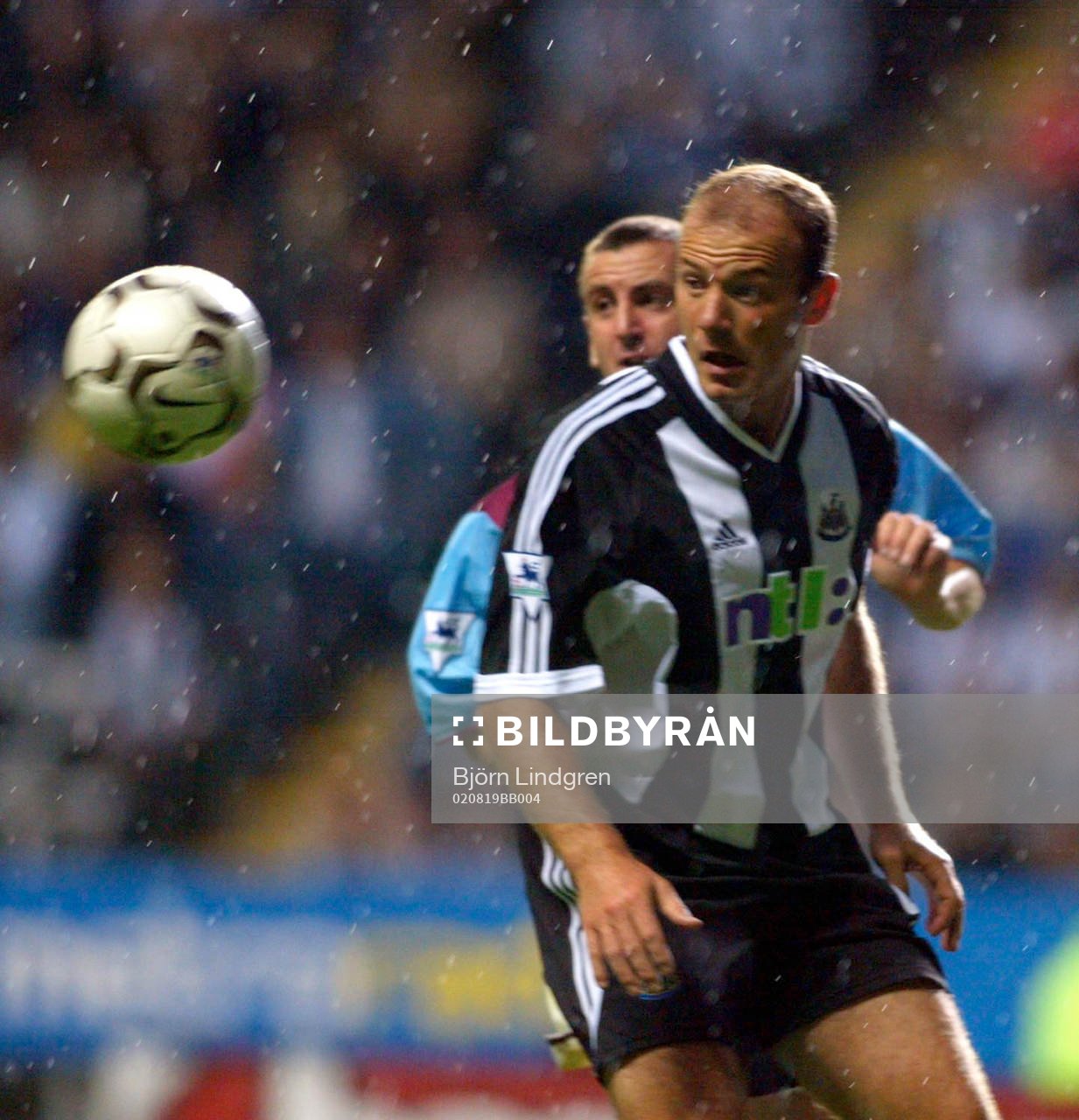 Fotboll, Premier League (Engelsk Liga), Newcastle - West Ham: Alan Shearer, Newcastle gjorde ett mål i andra halvlek..