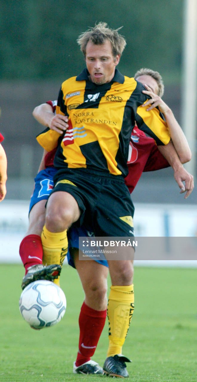 Jonas Axeldal, Häcken, tas omhand