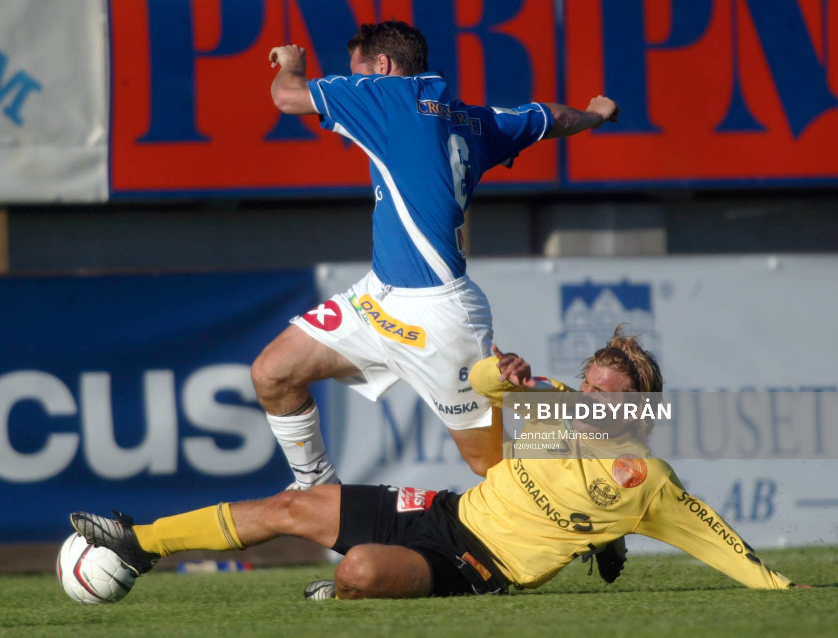Johan Svensson, Mjällby stoppar Mattias Kronvall,