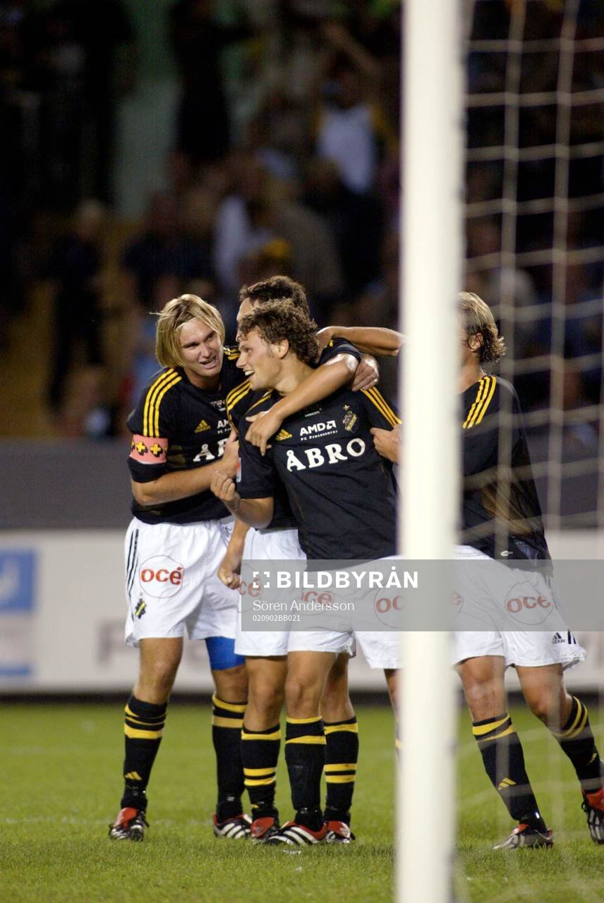 Daniel Hoch, Andreas Andersson och Stefan Ishizaki, jubel,