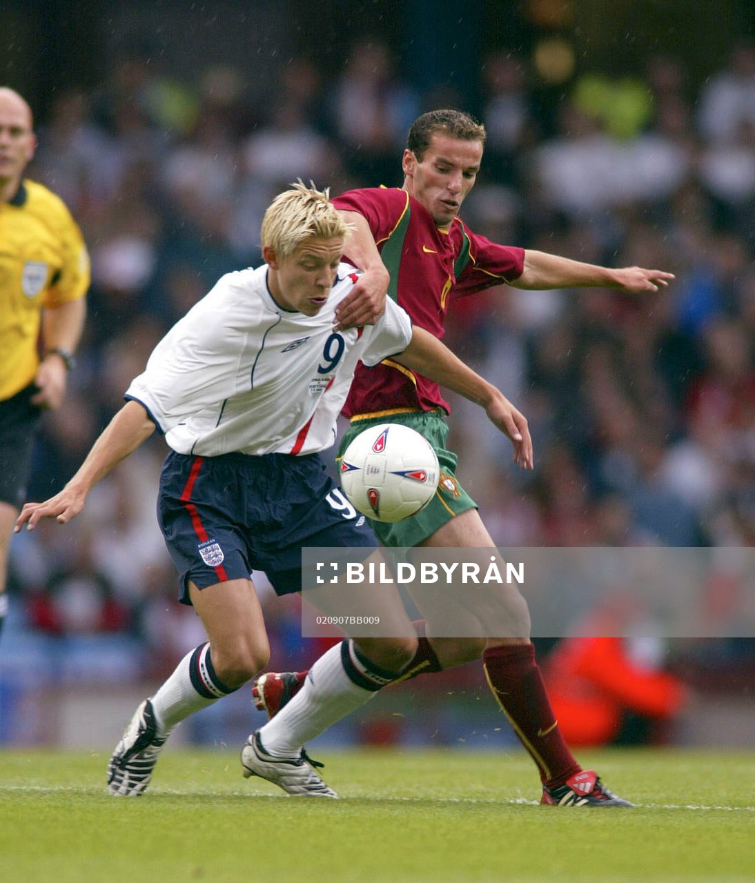 Alan Smith, England och  Beto, Portugal