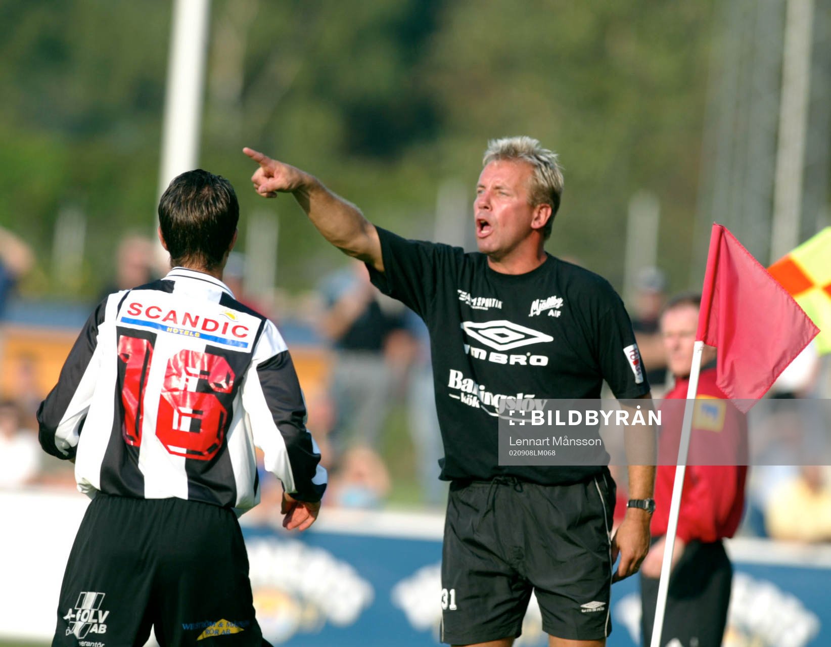 Hasse Larsson, tränare, Mjällby