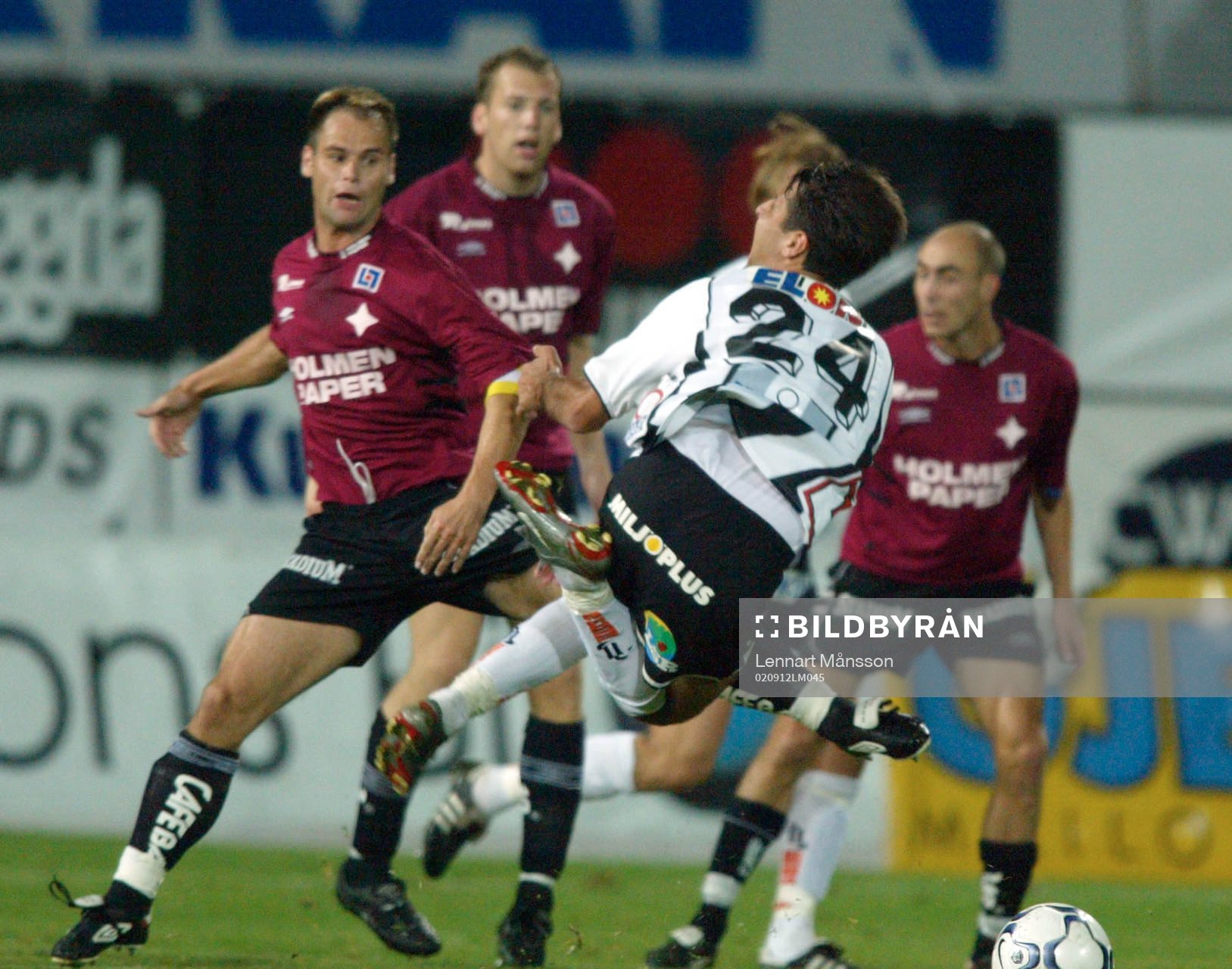 Bruno Tonheta, BoIS nye brasse, bjuds på en luftfärd av