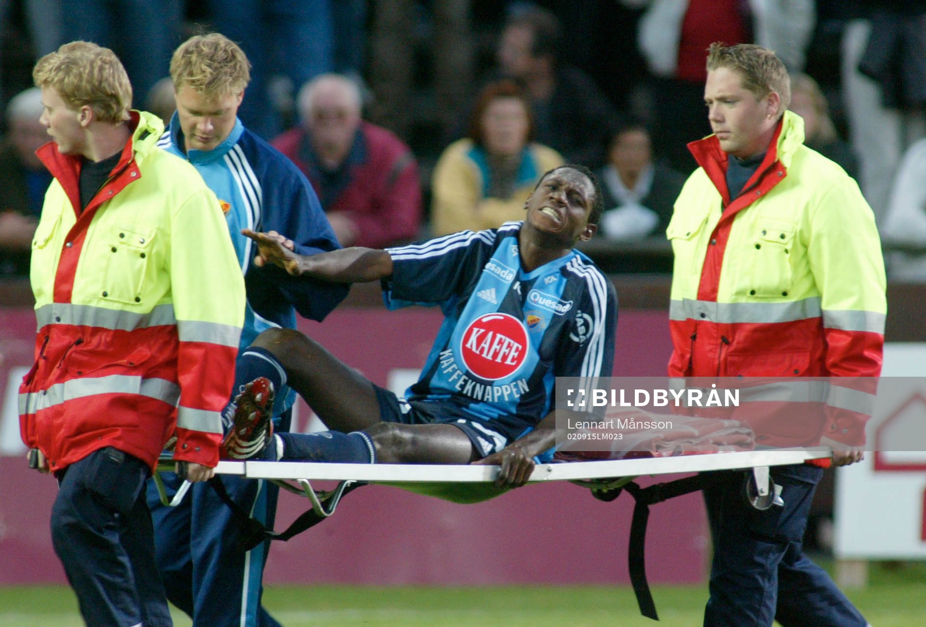 Yannick Ngabu Bapupa , Djurgården. Skada, bår
