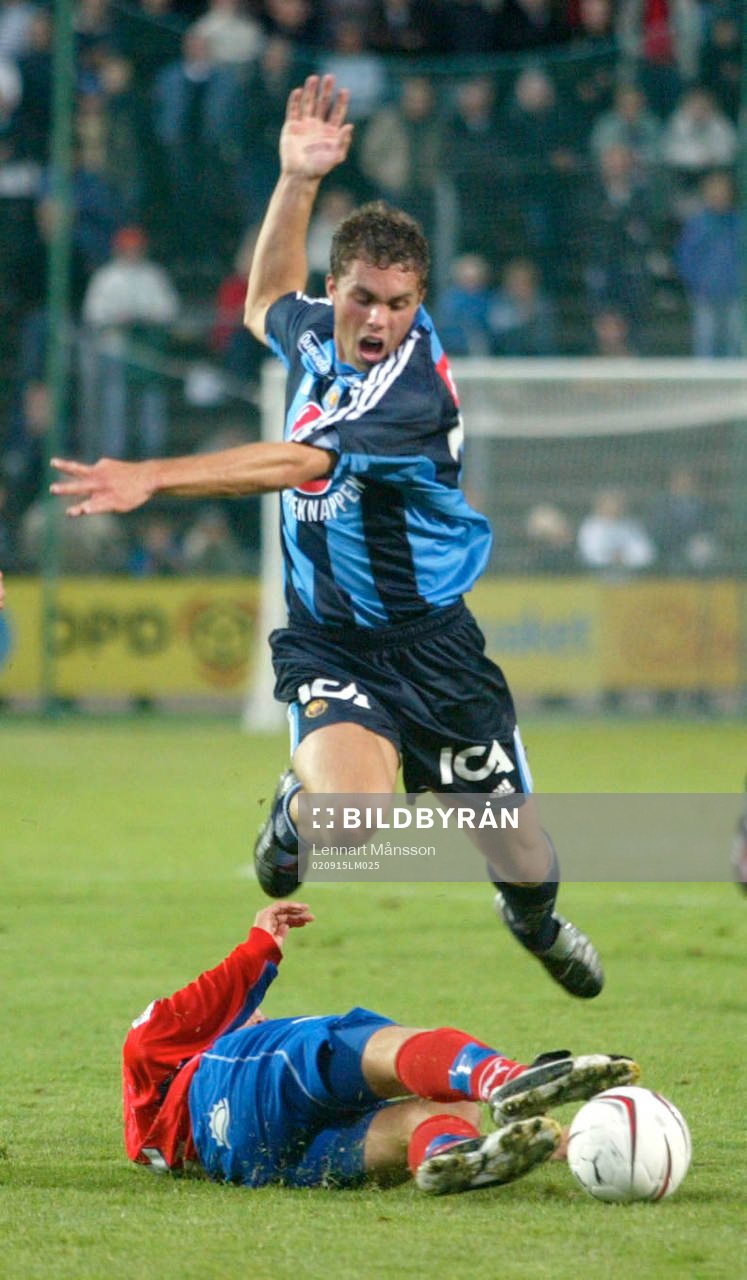 Målskytten Johan Elmander, Djurgården har fått HIF på