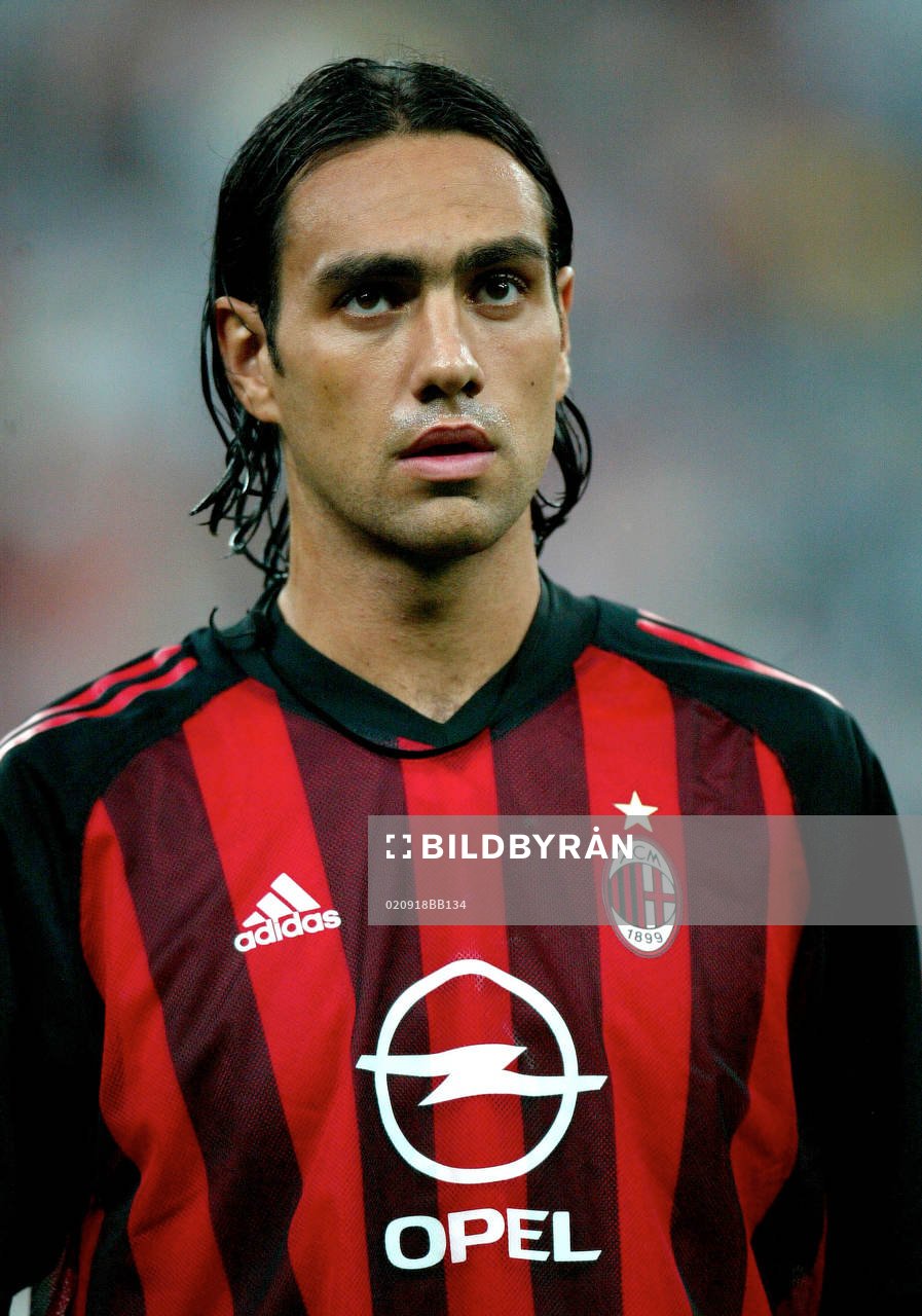 Nesta, Milan, porträtt