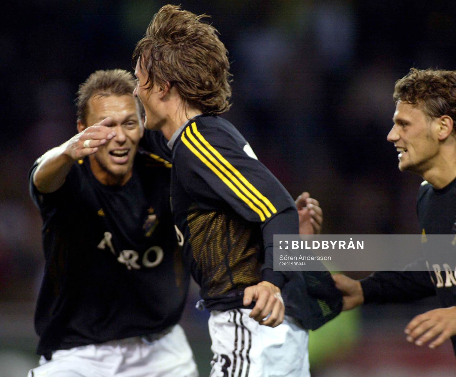 Krister Nordin, Mats Rubarth och Daniel Hoch, AIK jublar,