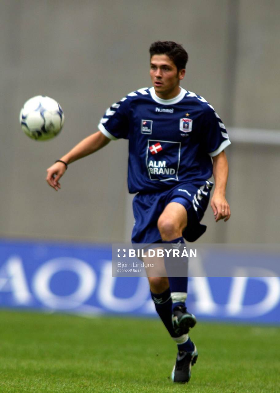 Bojan Djordjic in action i AGF:s färger