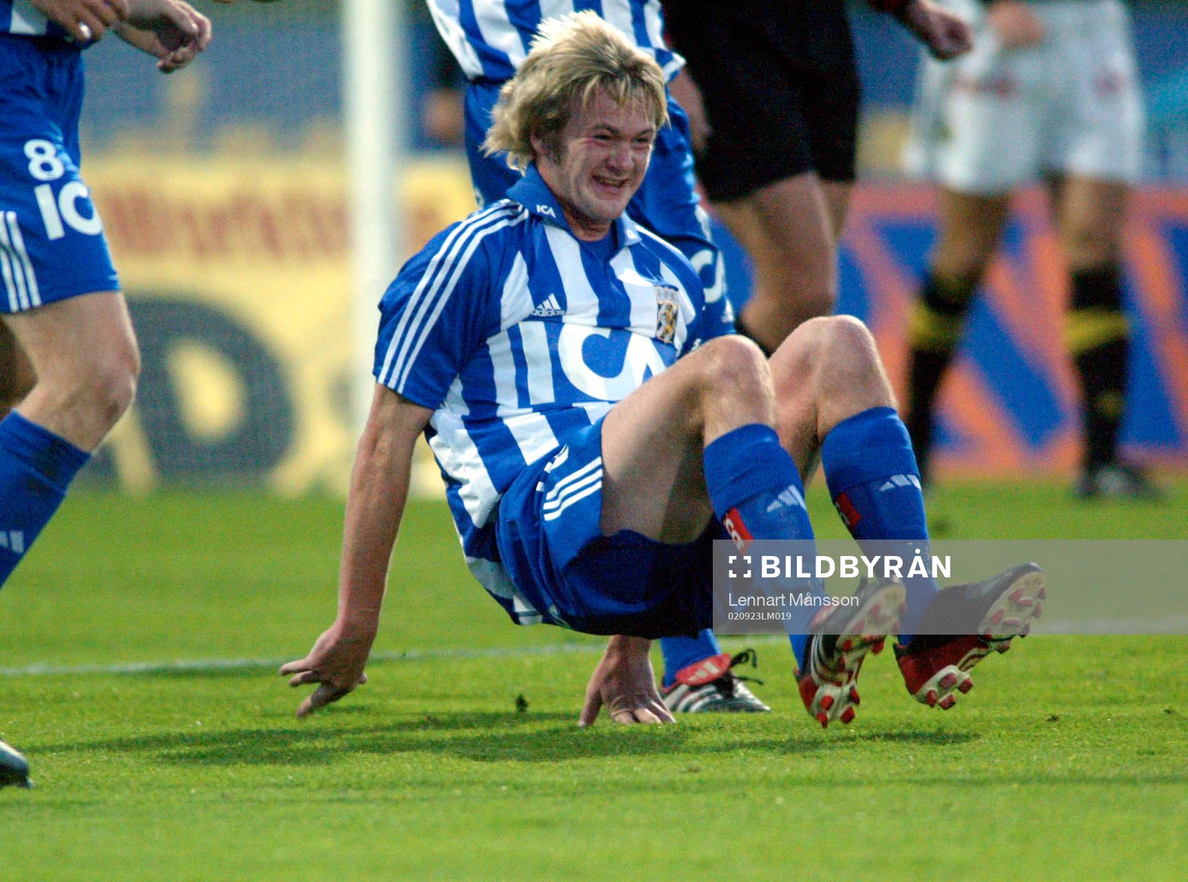 1-0 skytten Dennis Jonsson, debutant, var jättelycklig,
