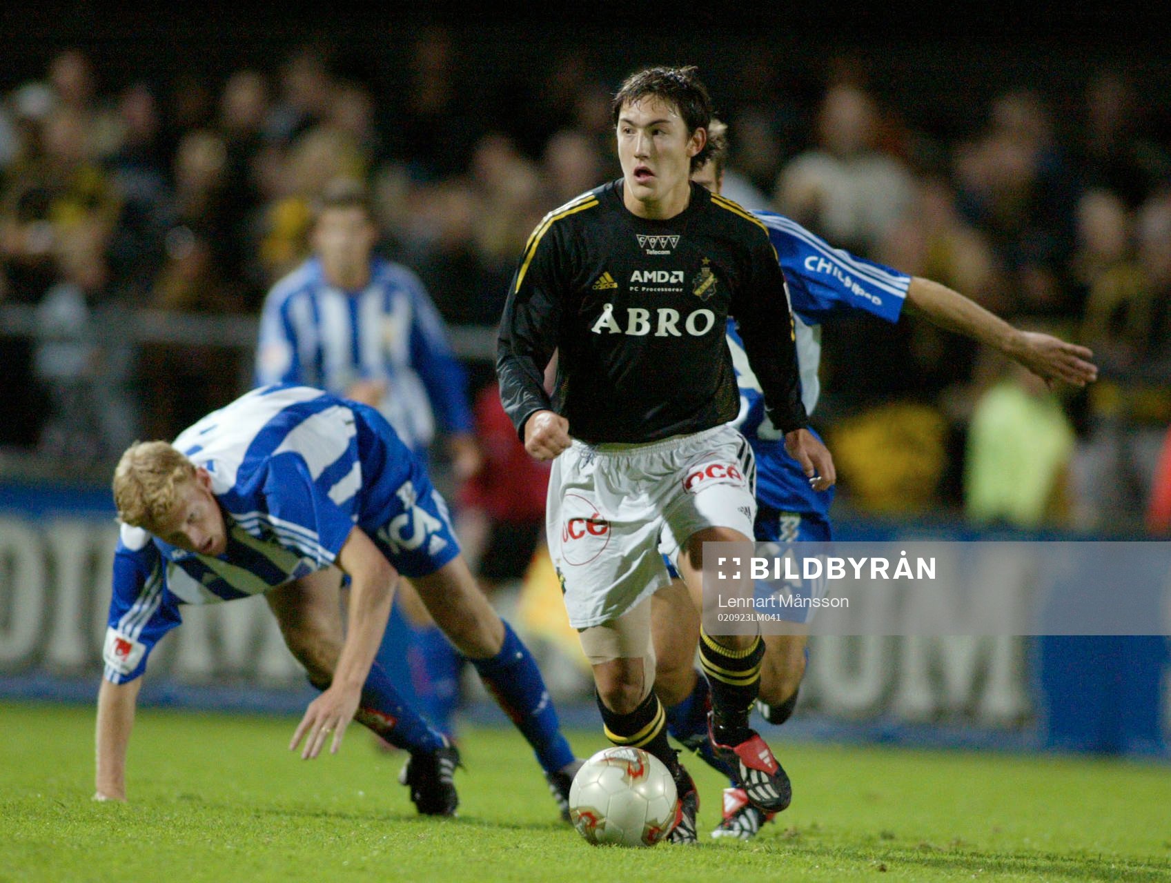 Stefan Ishizaki, Sebastian Henriksson på knä
