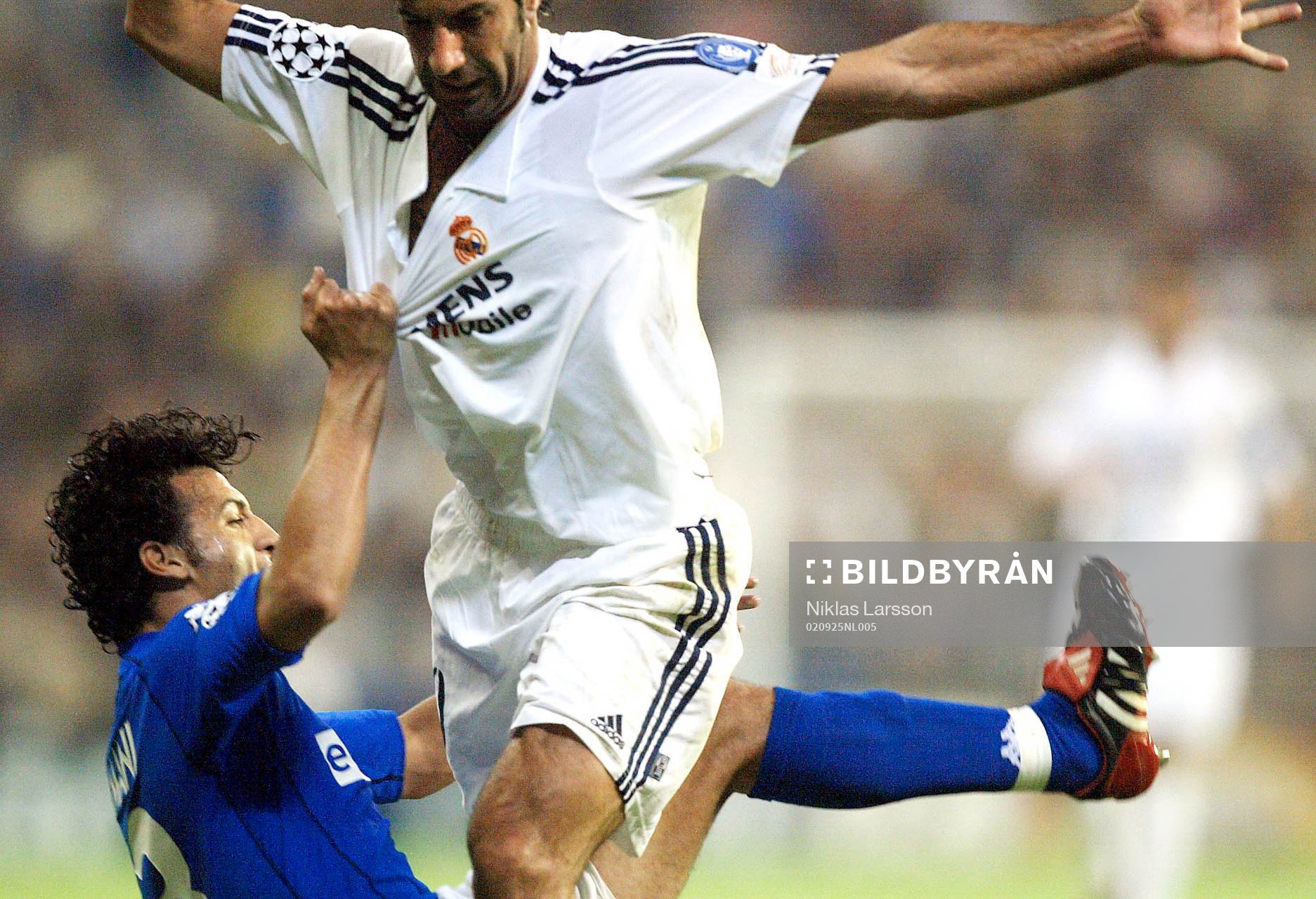 Arkan Roumani, Genk sliter Luis Figo, Real Madrid i tröjan
