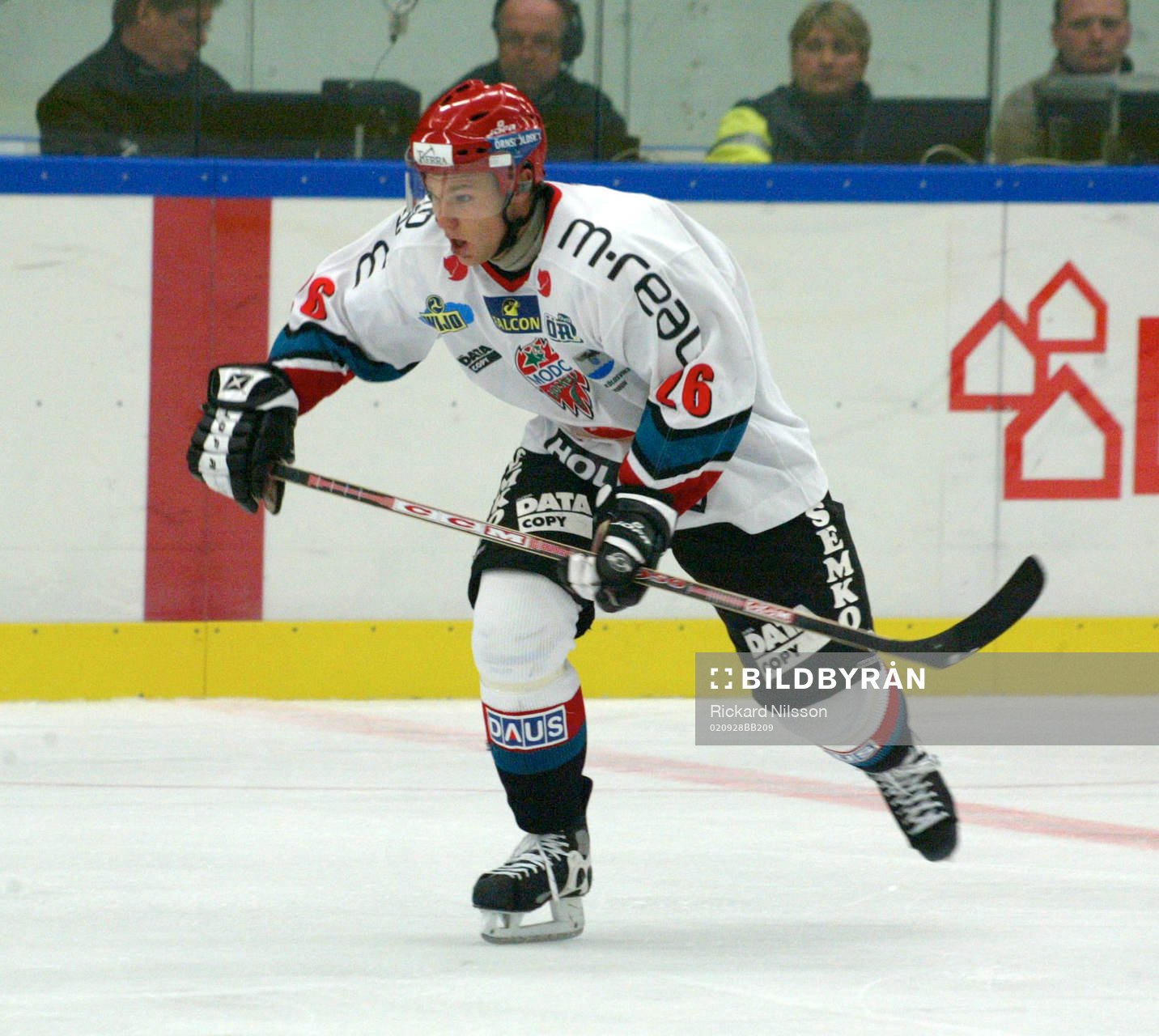 Mattias Wennerberg, Modo