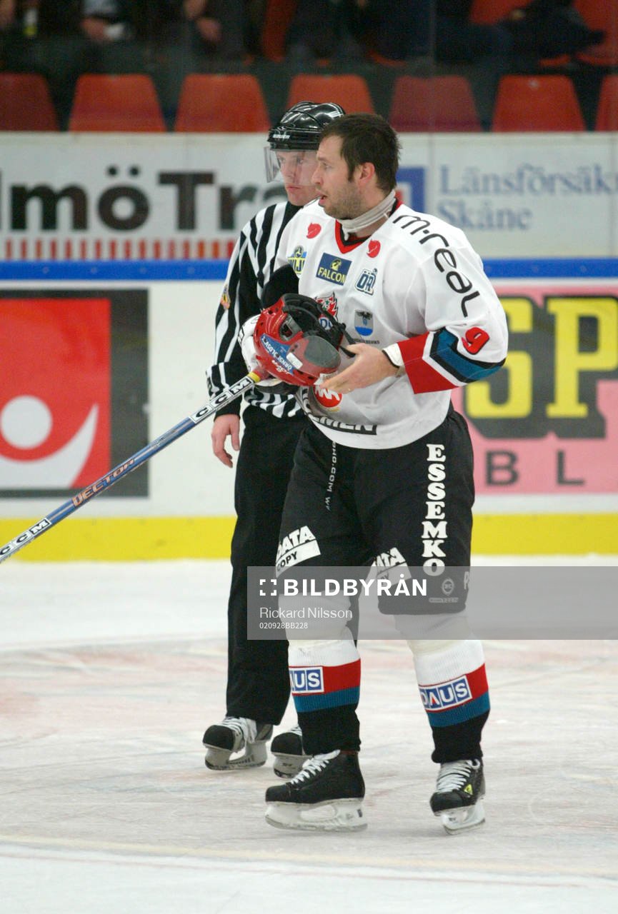 Magnus Wernblom, Modo