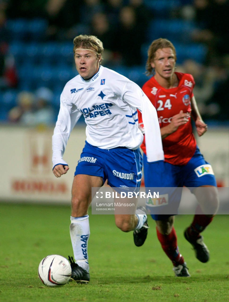 Antti Sumiala lämnar Jesper Jansson, HIF, bakom sig