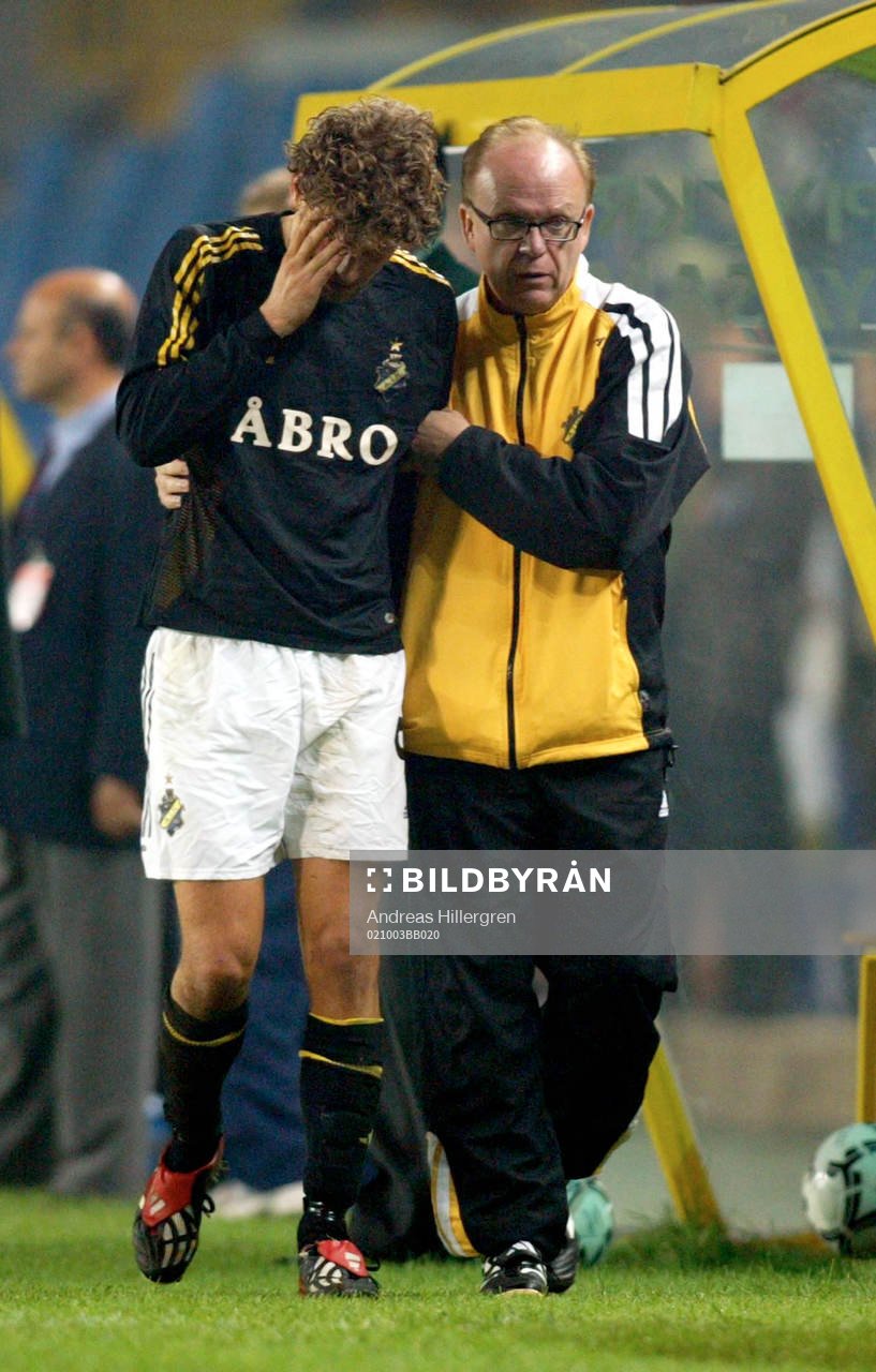 Daniel Hoch, AIK fick hjärnskakning