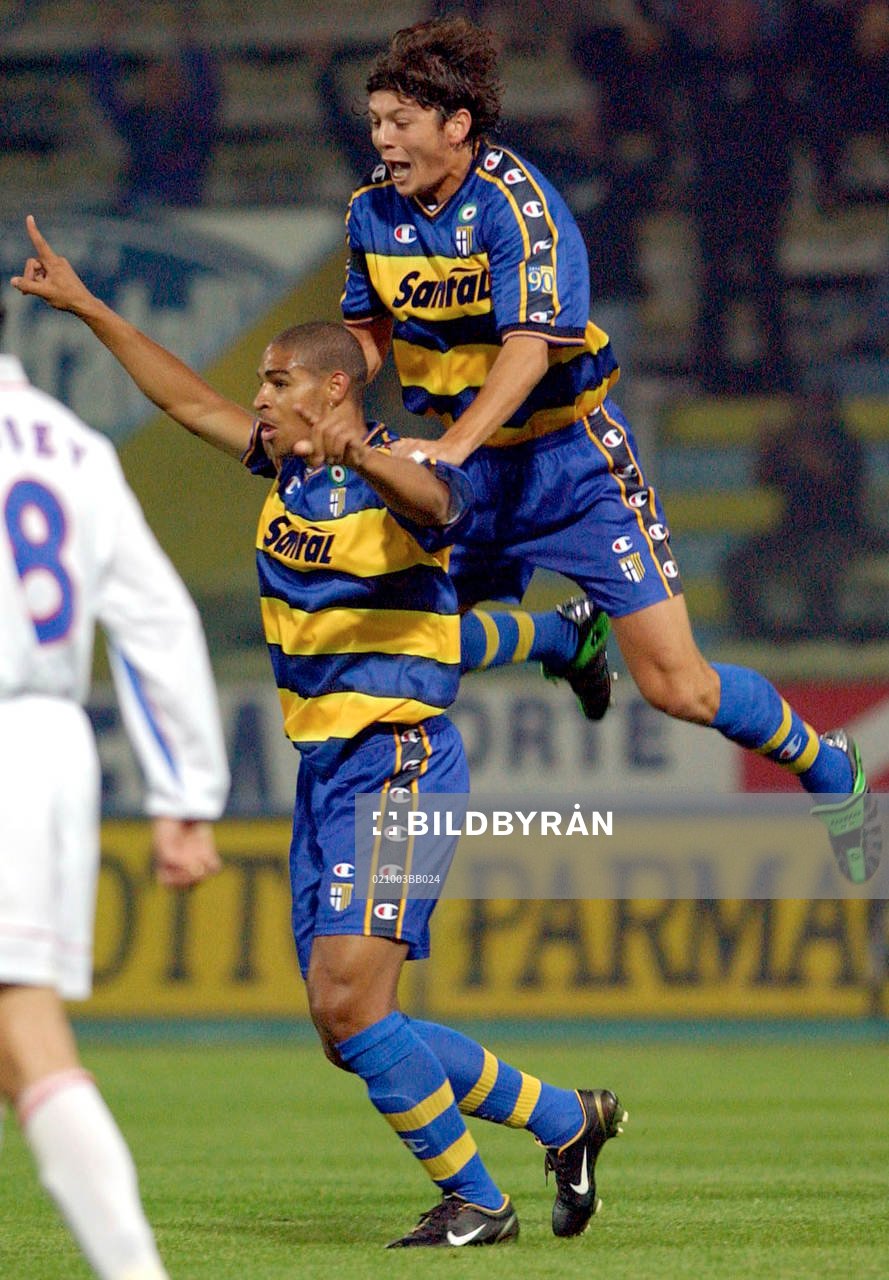Fotboll, italiensk, Adriano, Parma, jubel