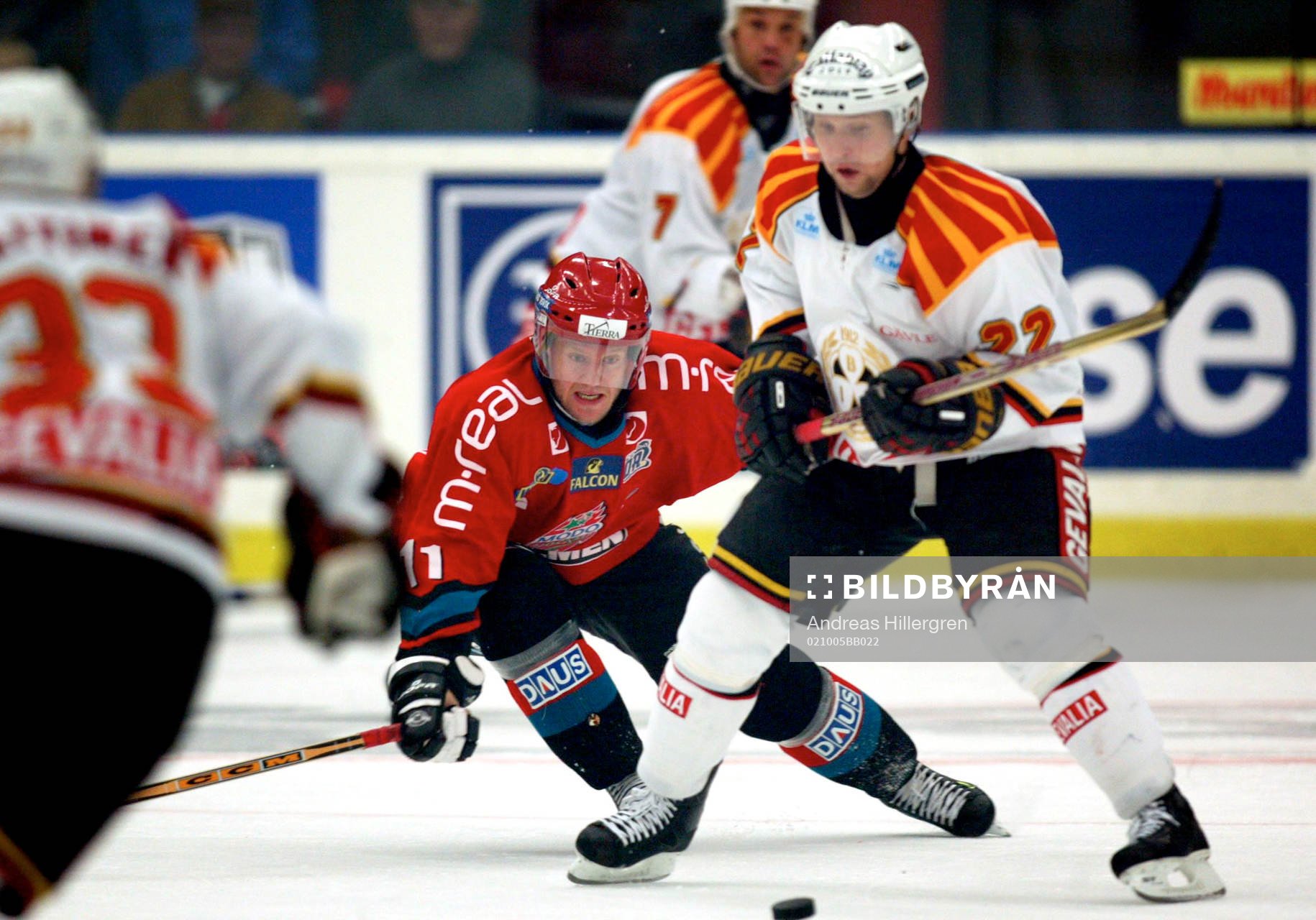 Tommy Pettersson, Modo