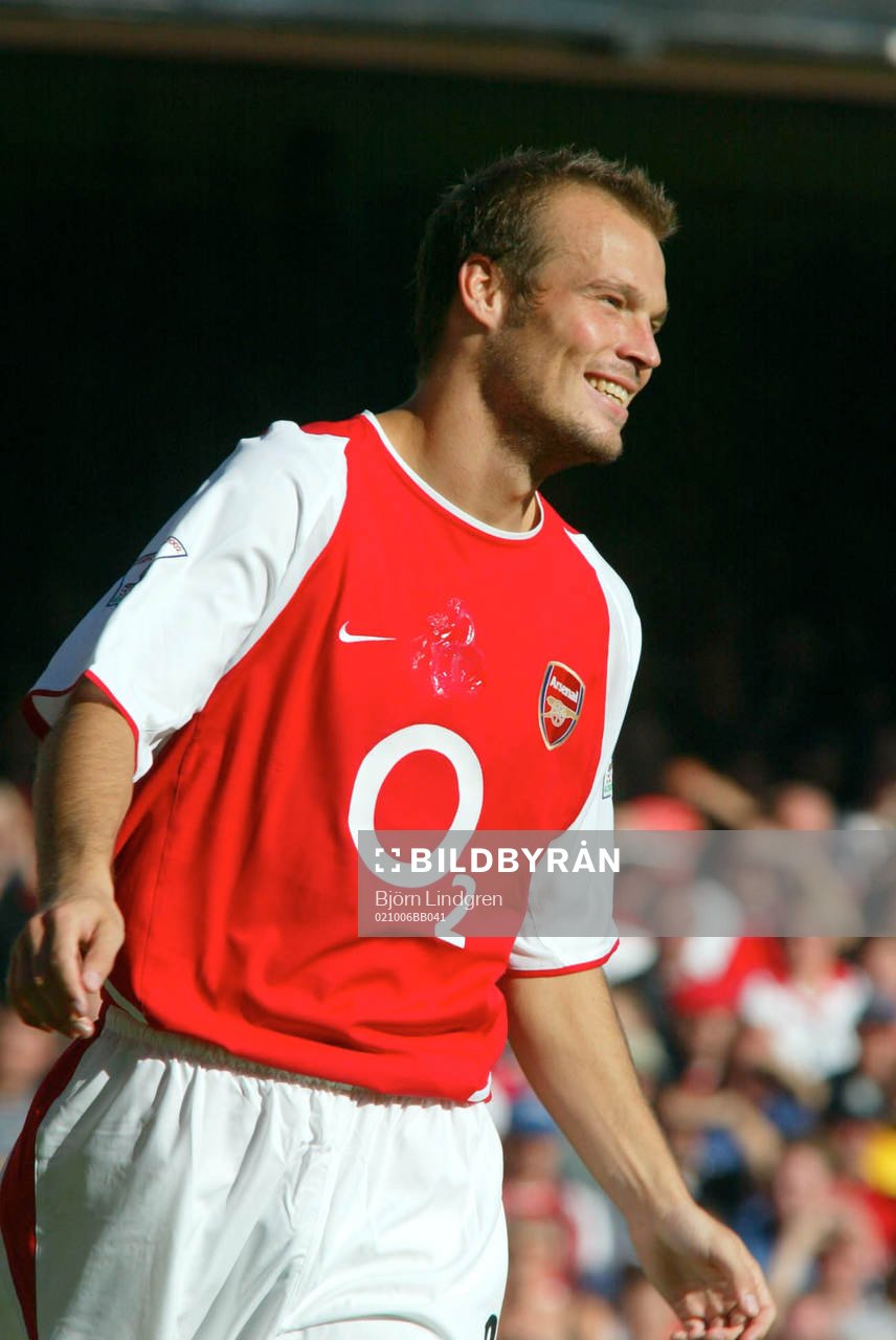 Livet leker för Fredrik Ljungberg, det ser i alla fall ut
