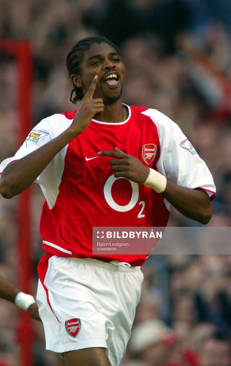 Fotboll, Engelsk, Premier League, Kanu, Arsenal jublar,
