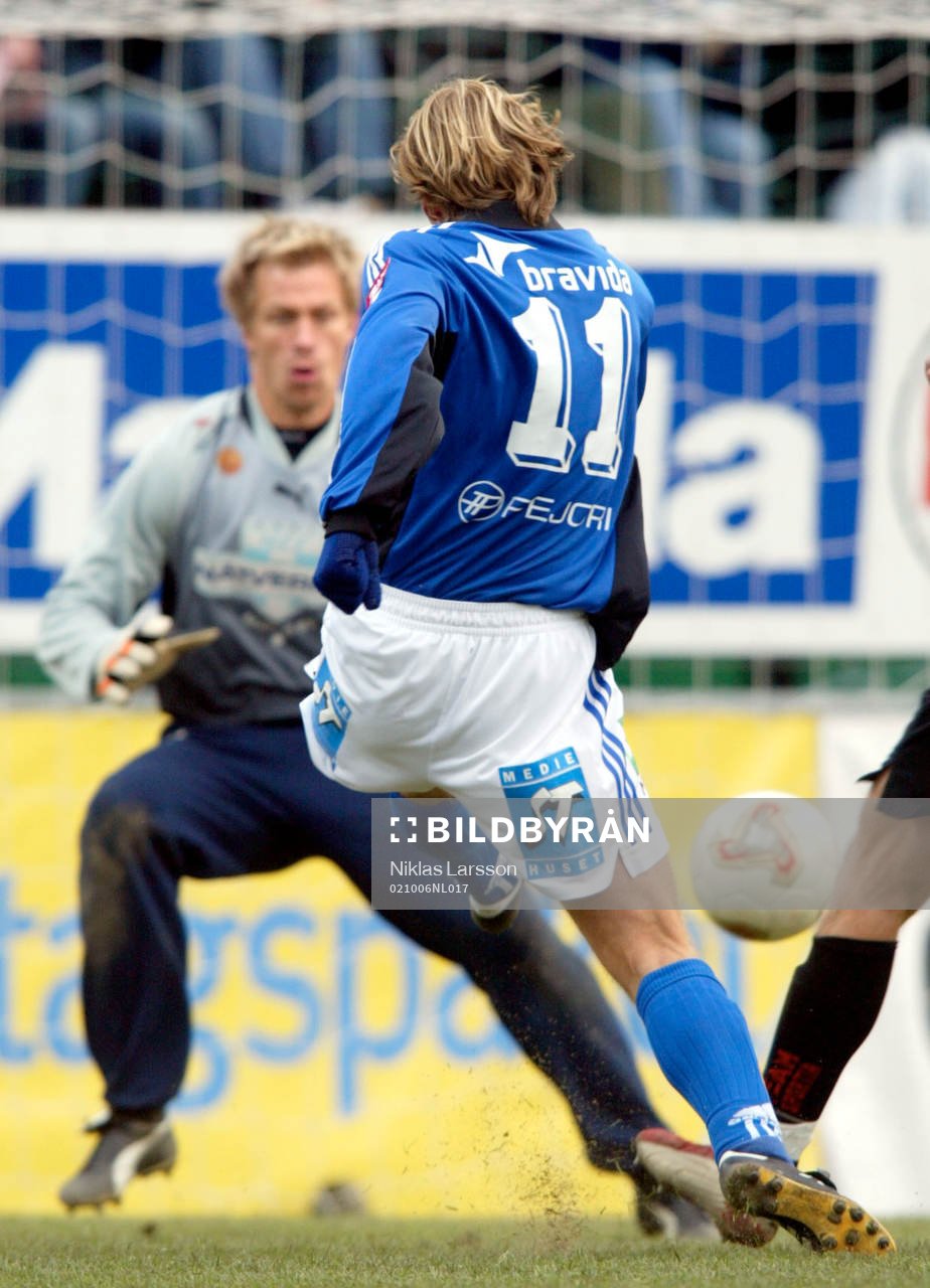 Tommy Bergersen gör matchens enda mål bakon Mattias Asper