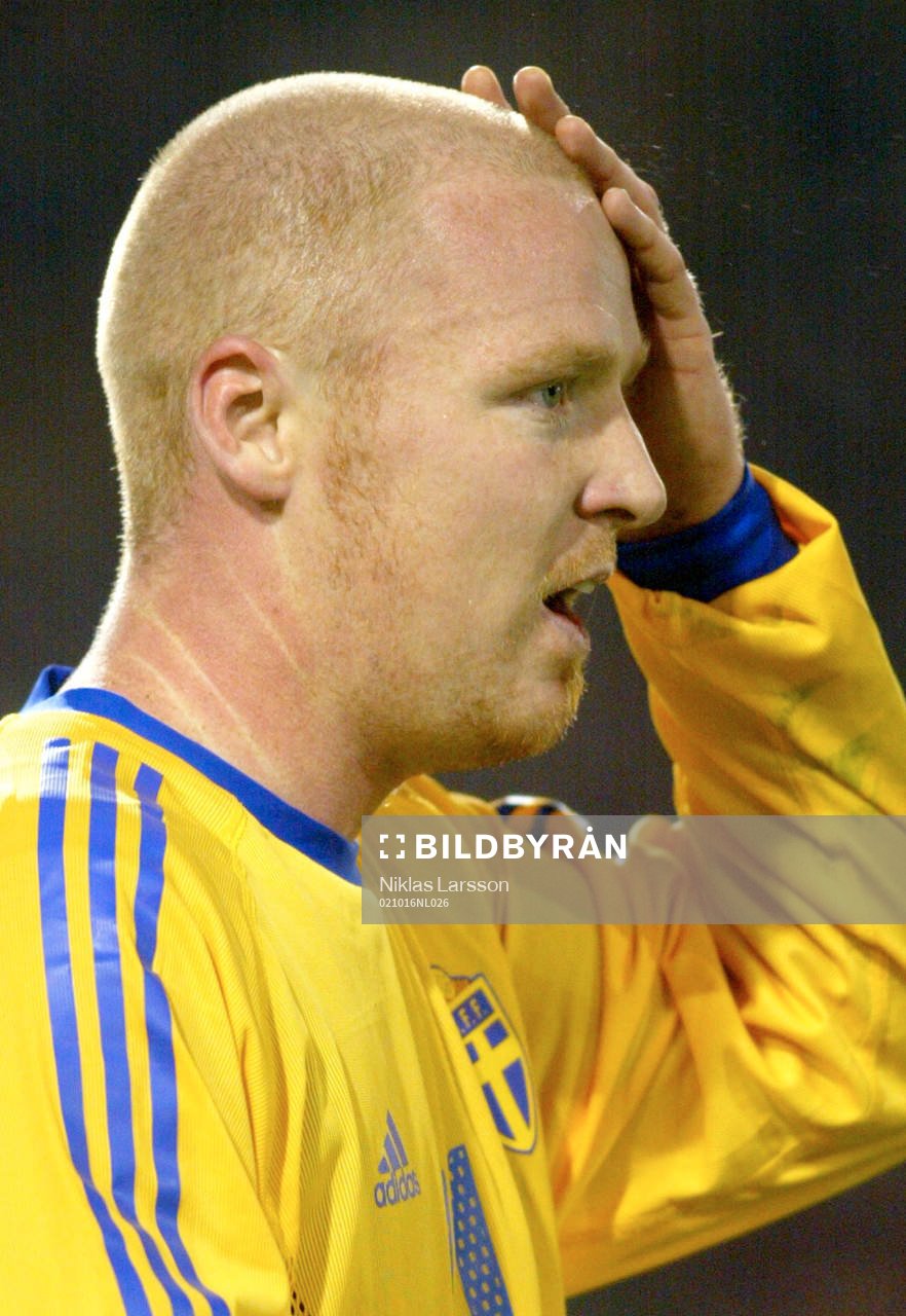 Jörgen Pettersson tar sig åt pannan