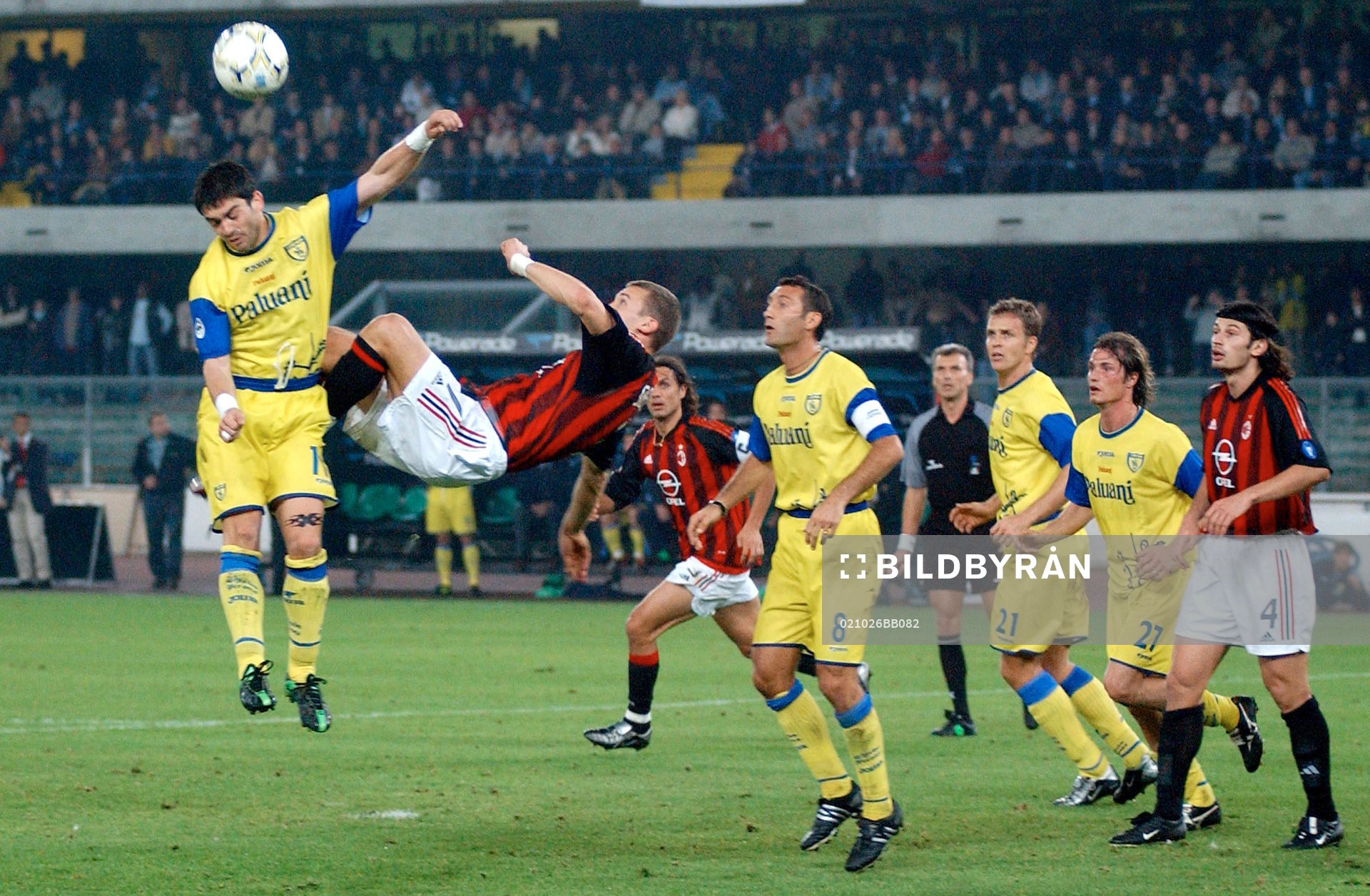 Mischia, Milan mot Chievospelare