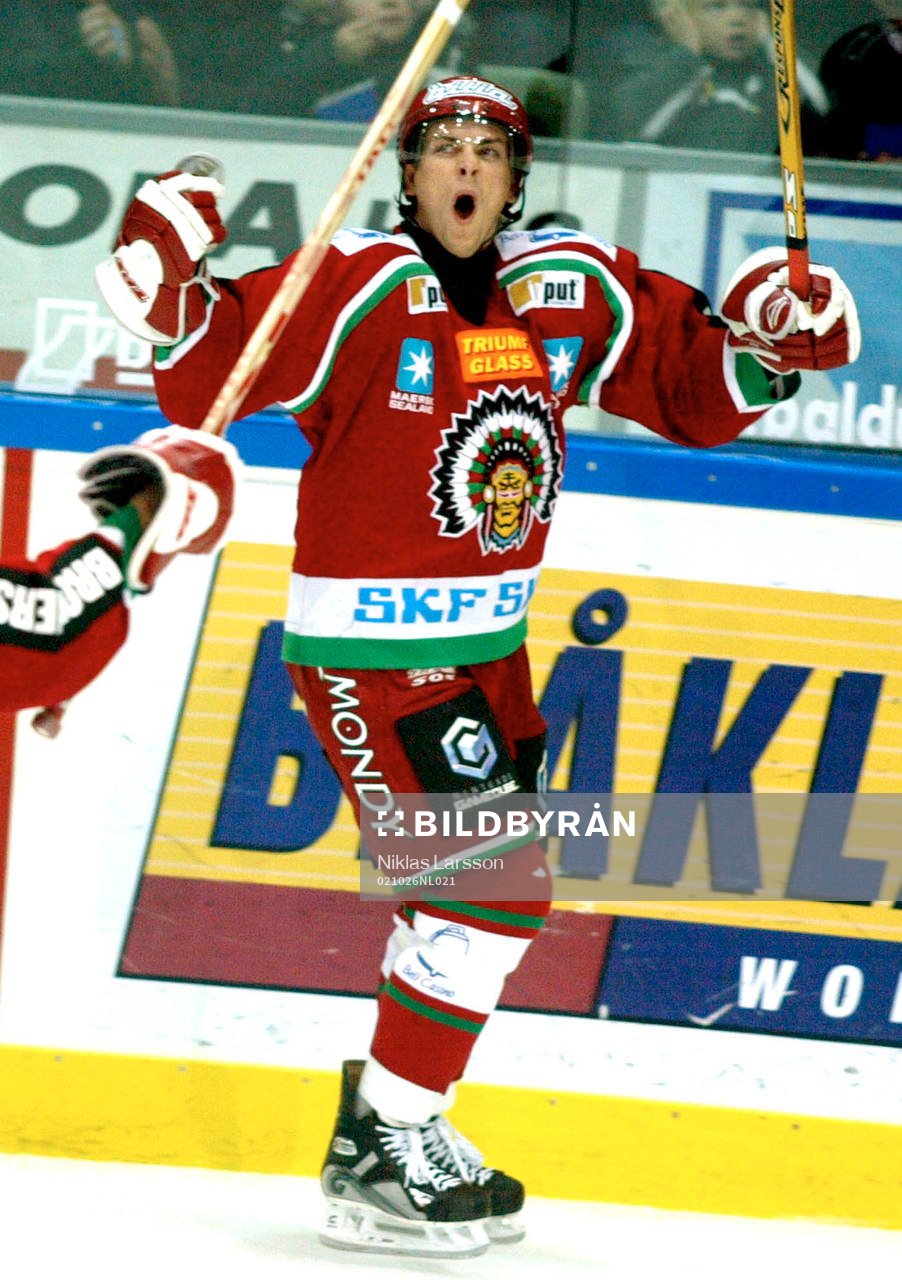 Magnus Johansson jublar