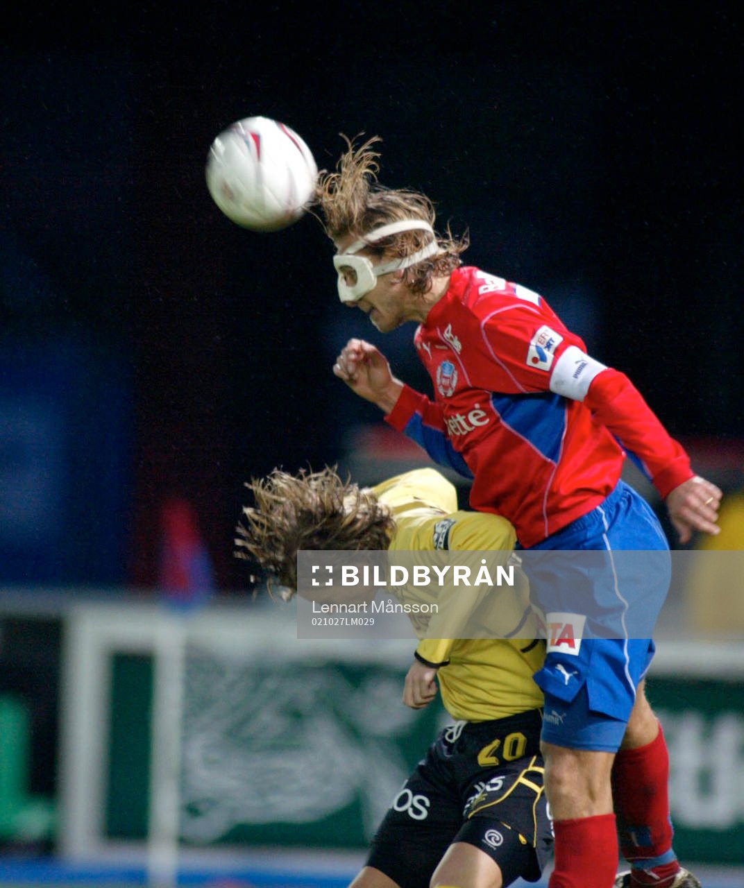 Med bruten näsa och näsmask var Jesper Jansson bäste