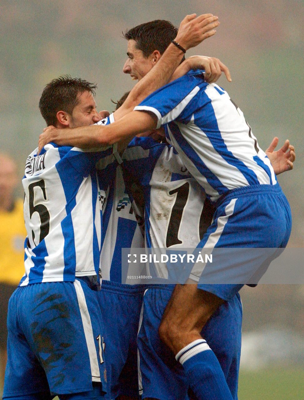 Peportivo och hans lagkamrater i Deportivo La Coruna jublar
