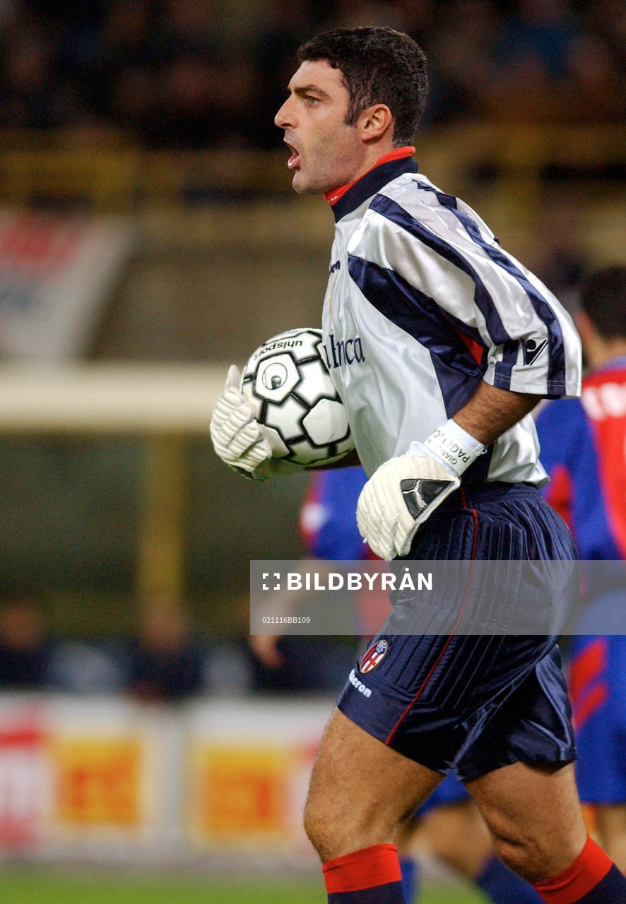  Pagliuca, målvakt, Bologna.