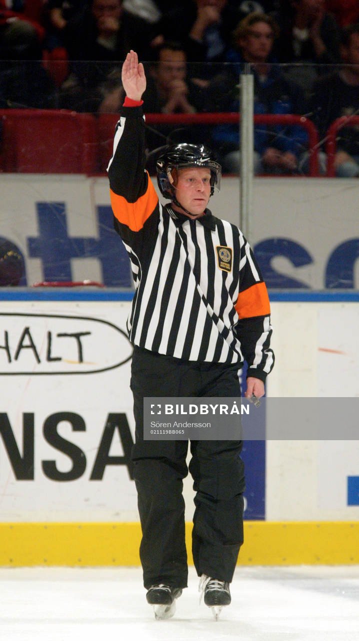 Ulrik Lindh, domare