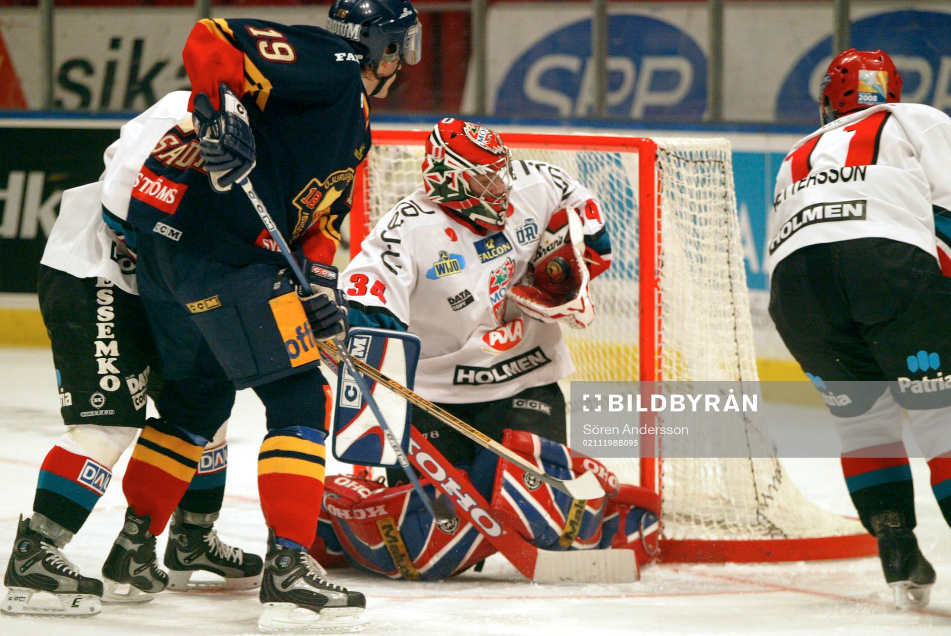 Juuso Riksman, Modo