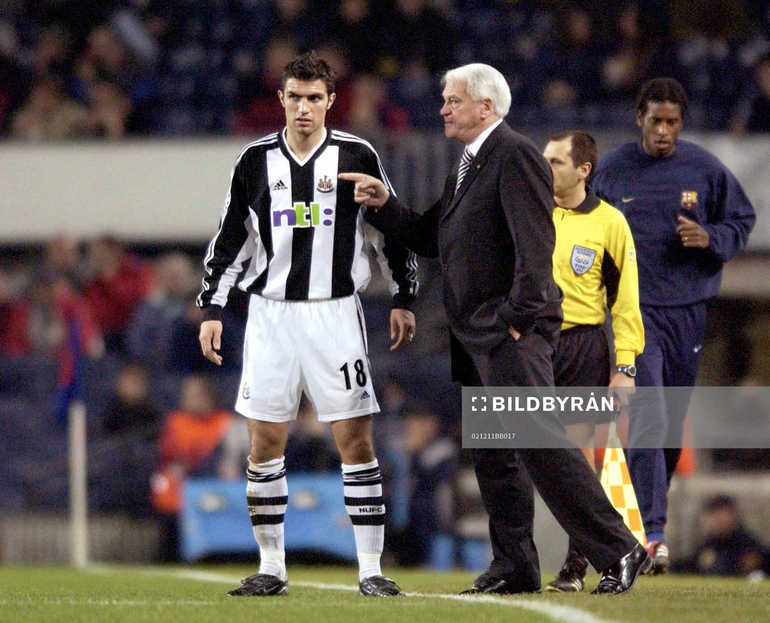  Aaron Hughes och Bobby Robson, Newcastle, tränare.