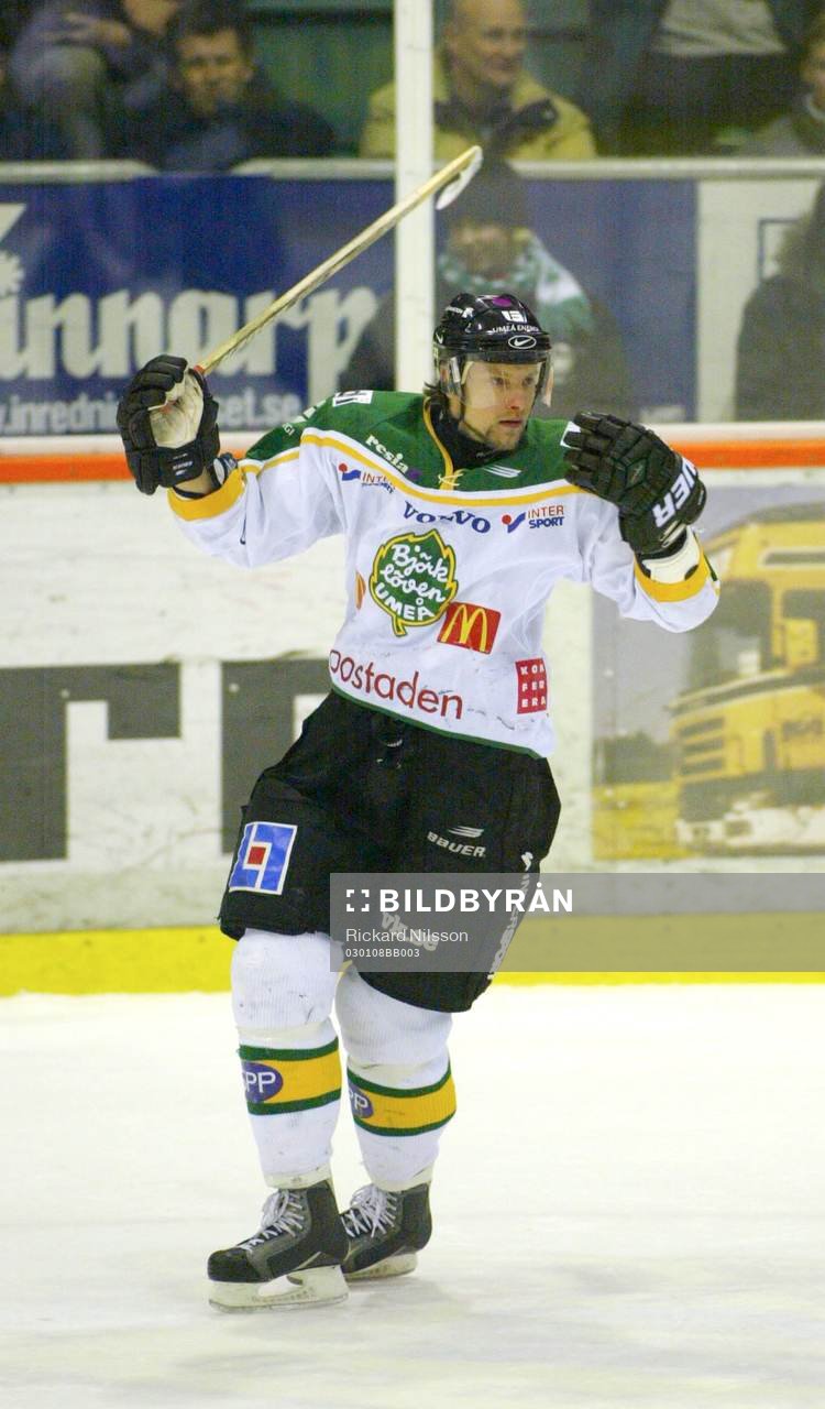 Matchen avgjordes på straffar. Anders Lönn, Björklöven