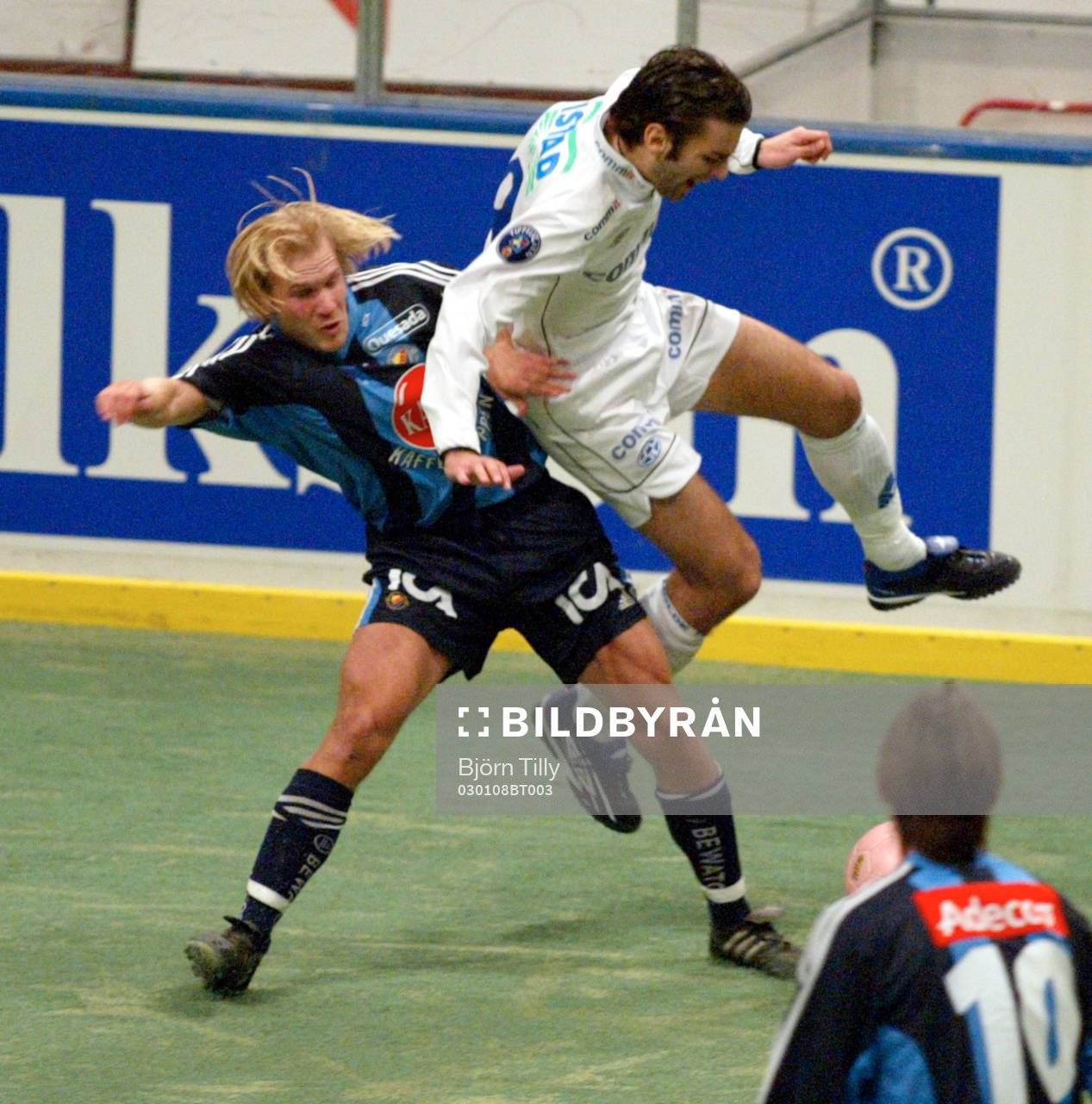 Fotboll, Nackas Minne, Djurgården - Molde: Mikael Dorsin, Djurgården och Magne Hoseth, Molde.