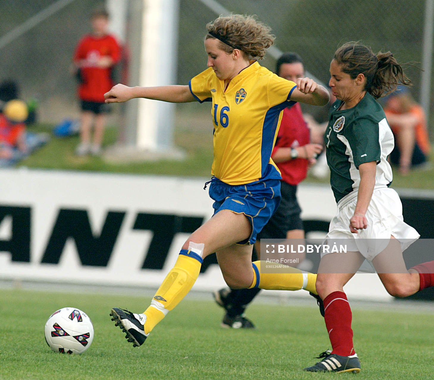 Fotboll Dam. Australia Cup Therese Lundin, Sverige
