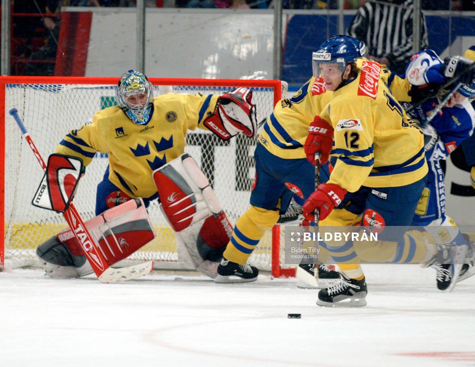 Henrik Lundqvist, målvakt och Jari Tolsa, Sverige
