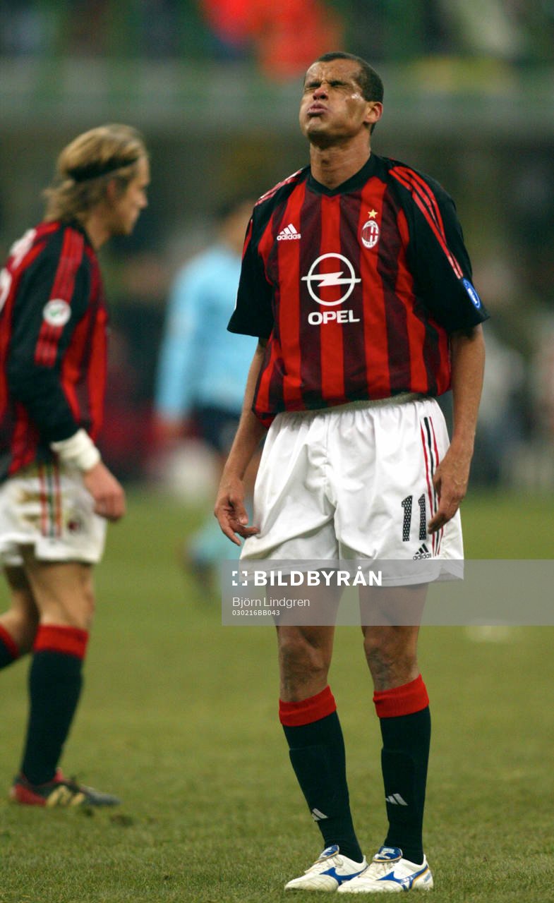 Fotboll, Italiensk, Serie A, Ferreira Rivaldo Borba, Milan svär över en missad målchans.