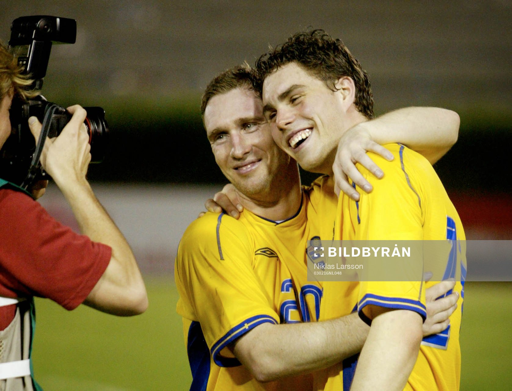 Målskyttarna Niklas Skoog och Johan Elmander, Sverige