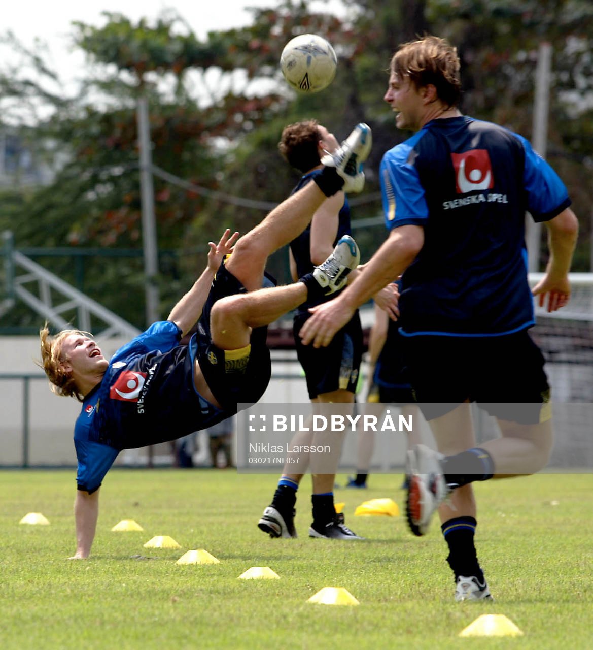 Mikael Dorsin gör en cykelspark
