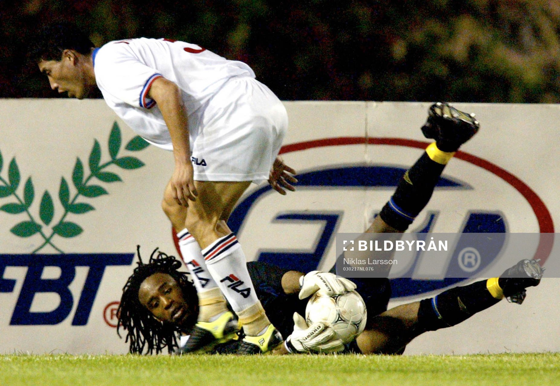 Eddie Gustafsson, målvakt,  Sverige