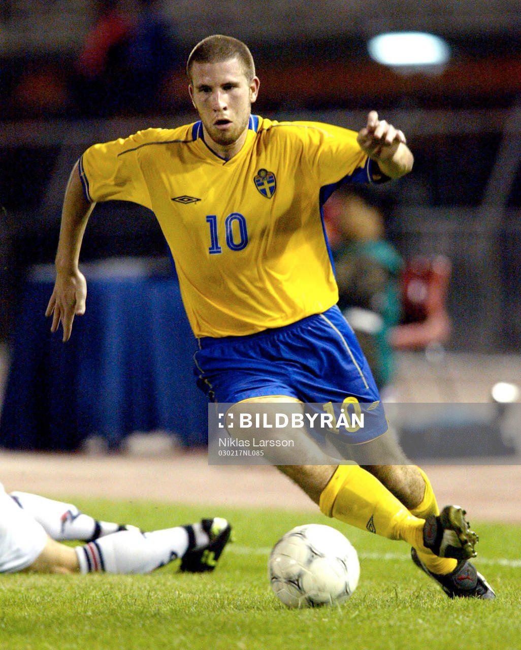 Mattias Lindström, Sverige