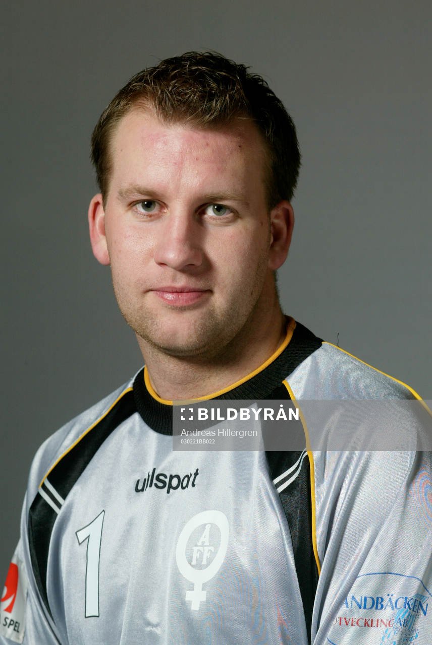 Henrik Gustavsson, Målvakt