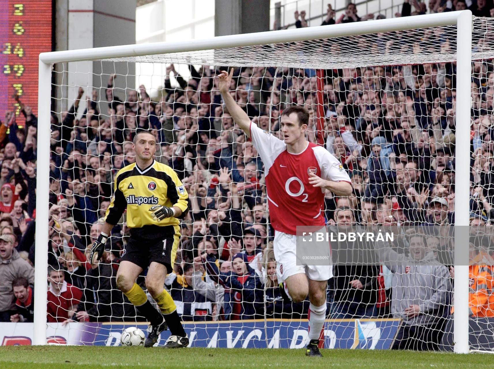  Francis Jeffers, Arsenal jublar (jubel)