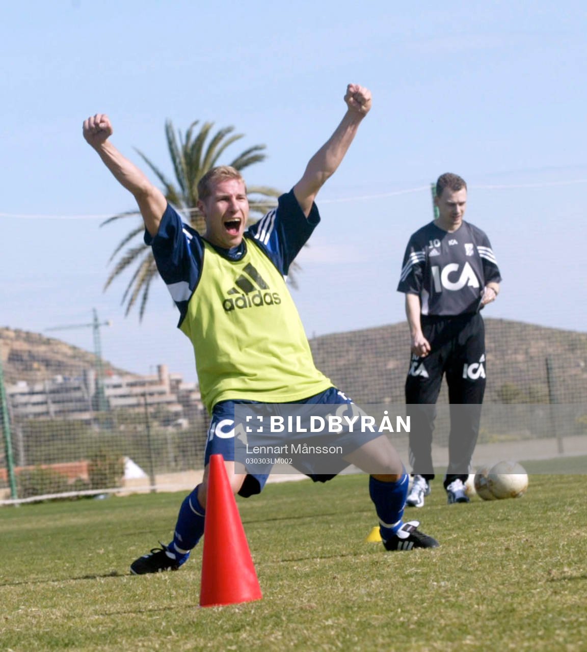 Jonas Henriksson, Göteborg,  har vunnit i fotbollstennis
